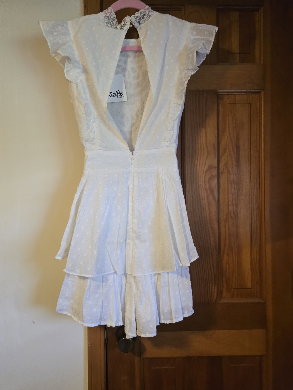 White Lace Selfie Leslie Appliqué Ruffle Romper New With Tags - Picture 5 of 8